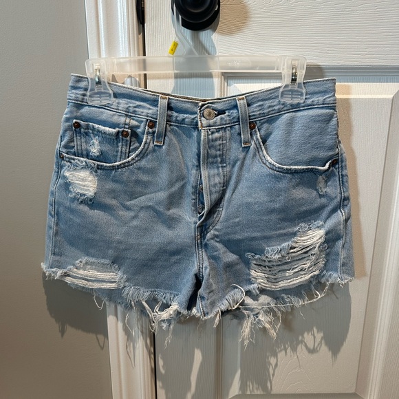 Levi 501 Shorts - Picture 1 of 3